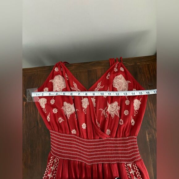 DEX Spaghetti Strap Embroidered Jumpsuit Size S - Picture 10 of 14